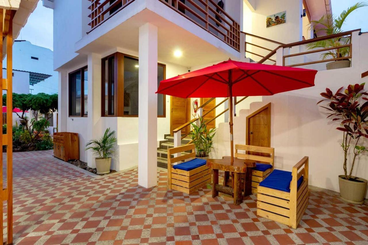 Plaza Luna Suites Пуерто-Айора Екстер'єр фото