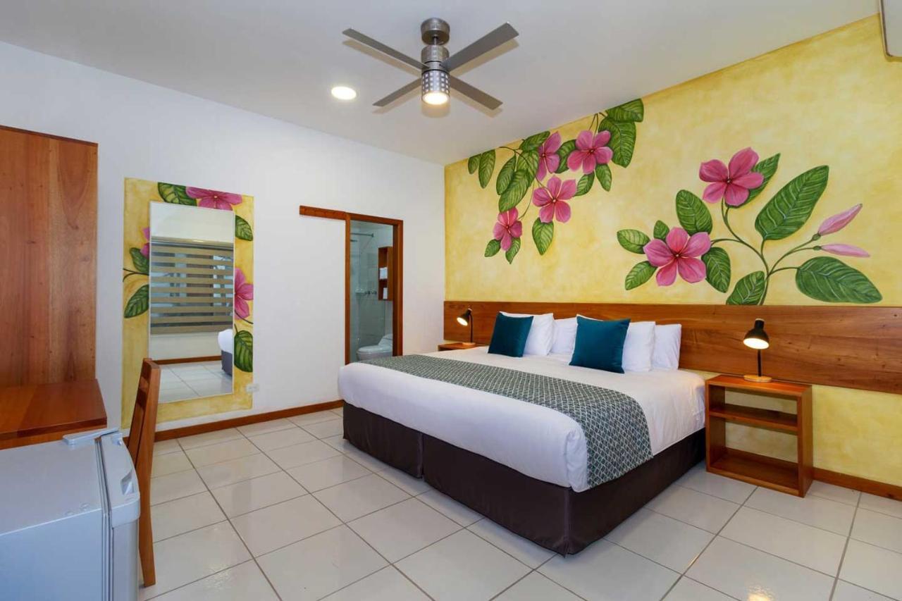 Plaza Luna Suites Пуерто-Айора Екстер'єр фото