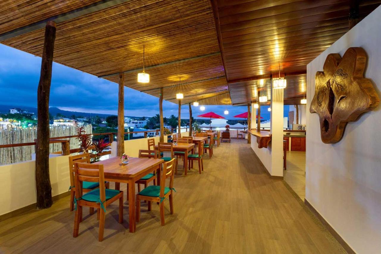 Plaza Luna Suites Пуерто-Айора Екстер'єр фото