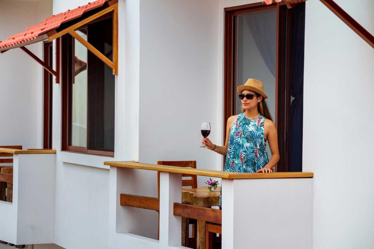Plaza Luna Suites Пуерто-Айора Екстер'єр фото