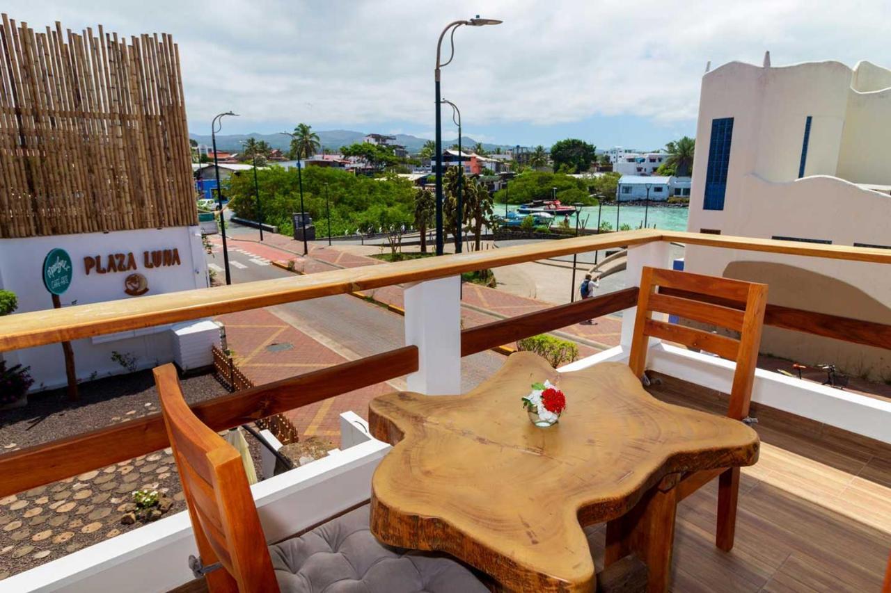 Plaza Luna Suites Пуерто-Айора Екстер'єр фото