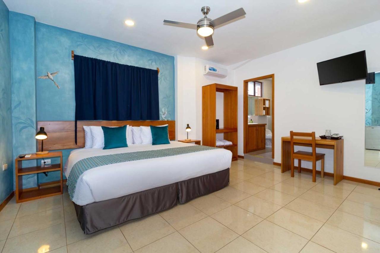 Plaza Luna Suites Пуерто-Айора Екстер'єр фото