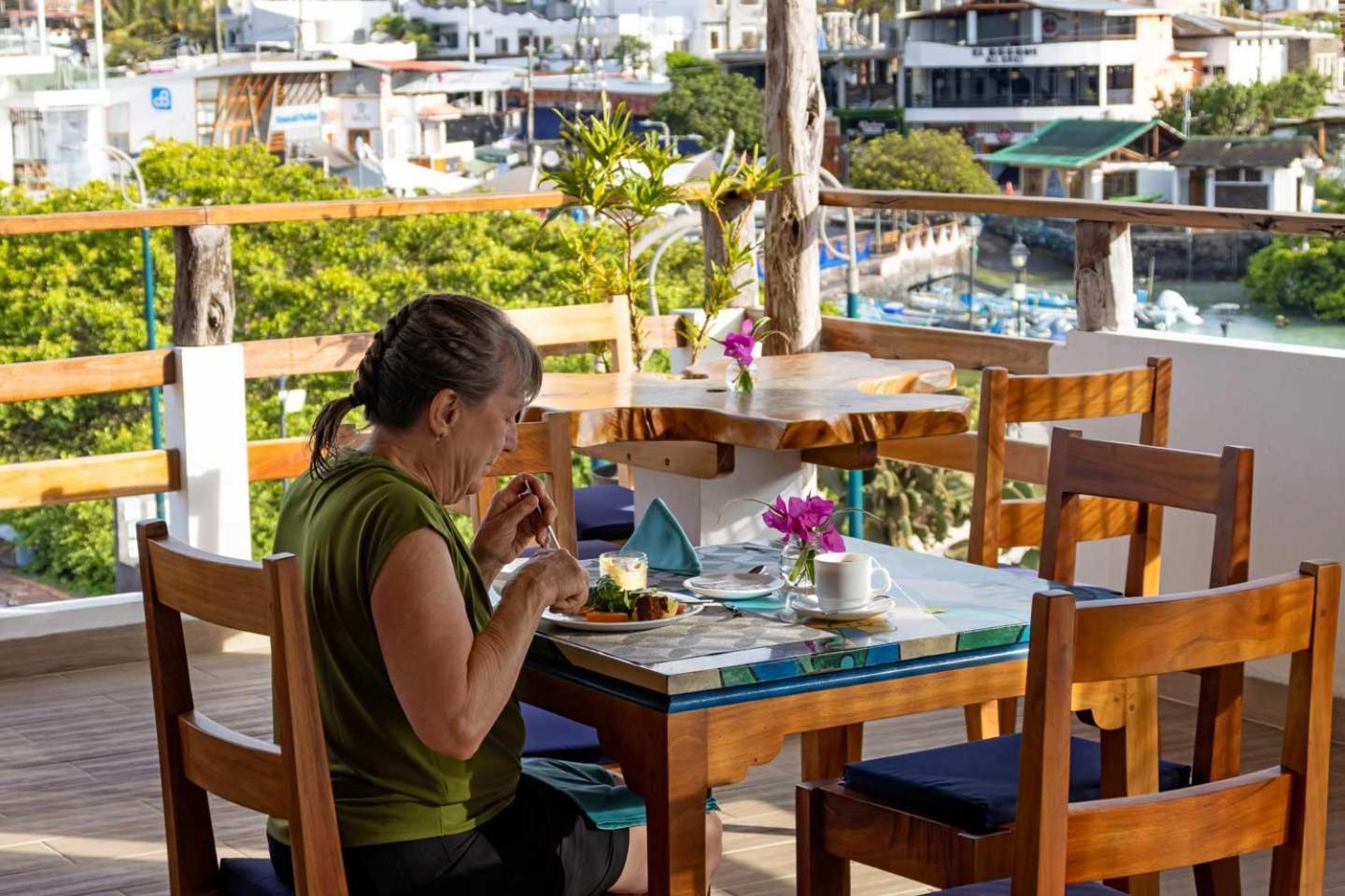 Plaza Luna Suites Пуерто-Айора Екстер'єр фото